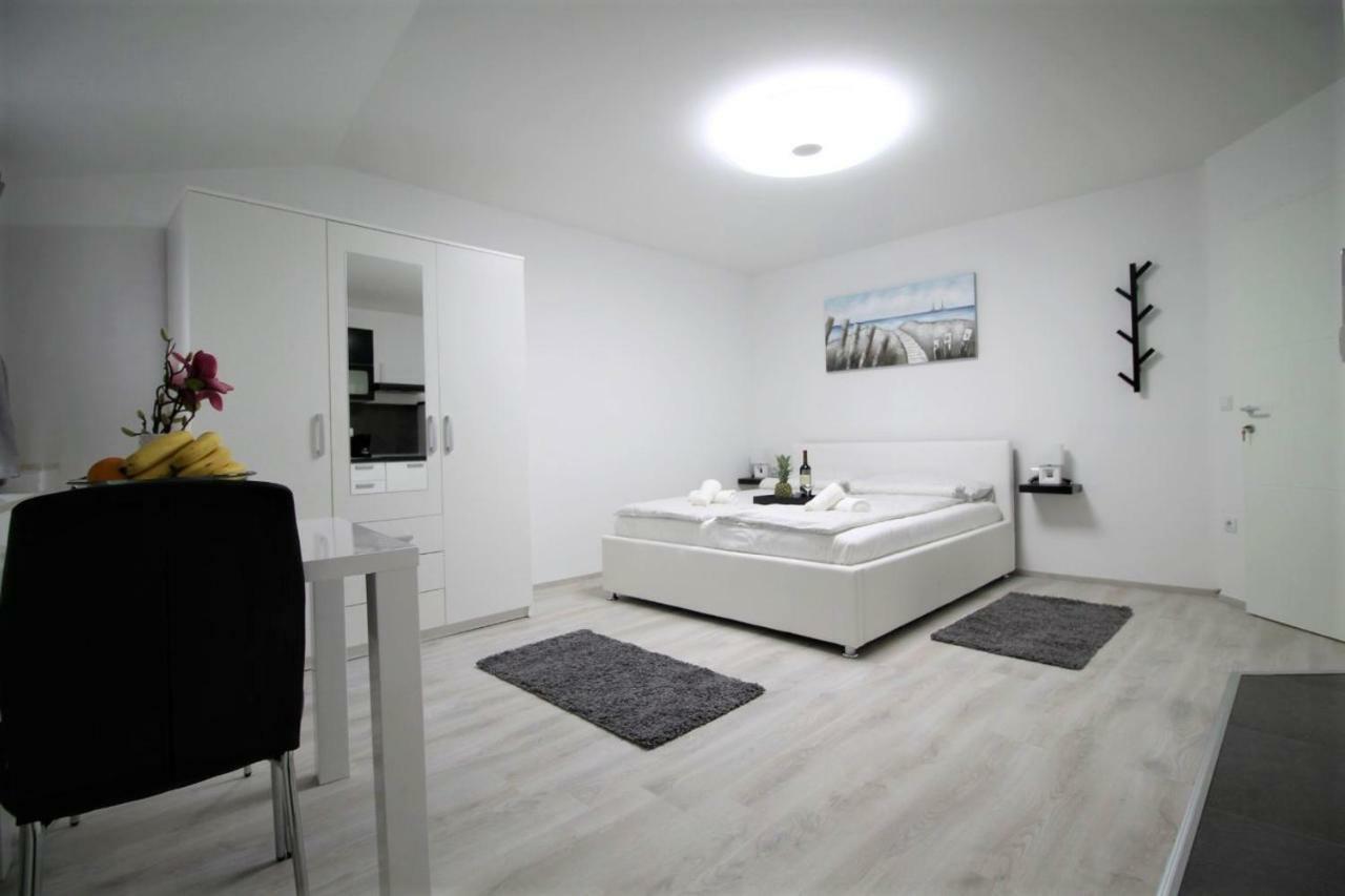 Arbel Apartments Porec Exterior photo